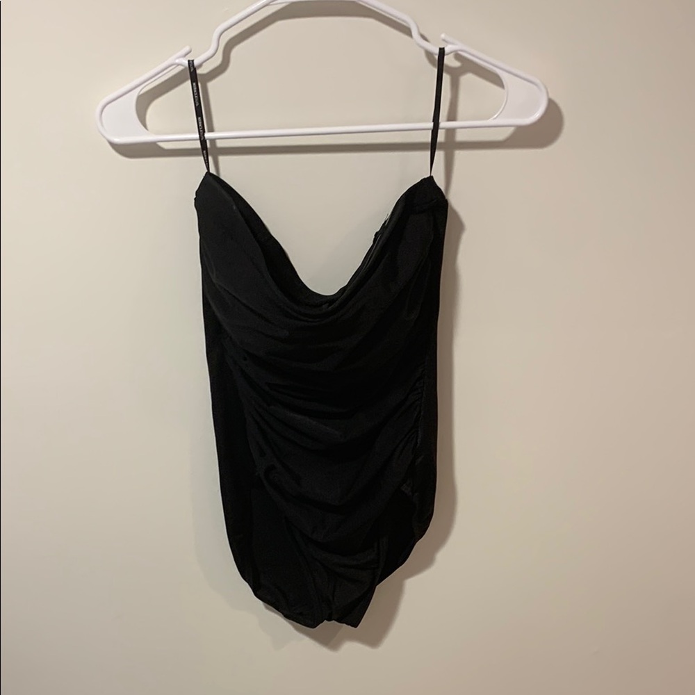 Miraclesuit-Elegant Black Women's Bathing Suit.  Like New
***SIZE 8***